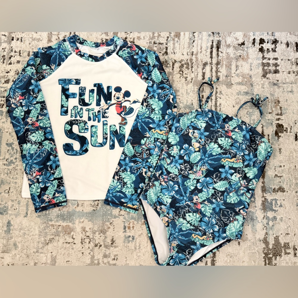 Disney Kids Swim Set - Blue Floral Design Mickey and Friends  7/8